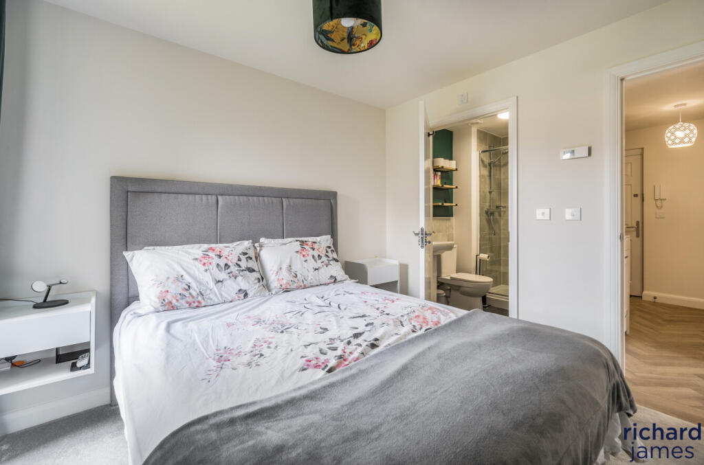 e173ba0cf3ff4fdb975d06645eb6206d