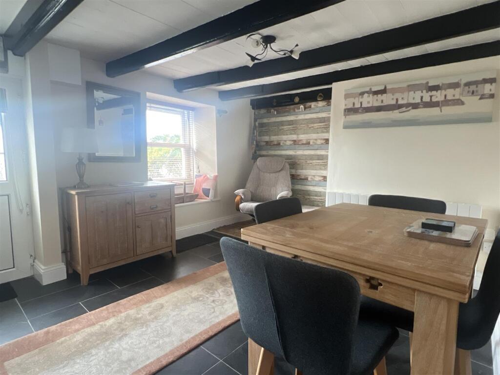 Lounge Dining Room
