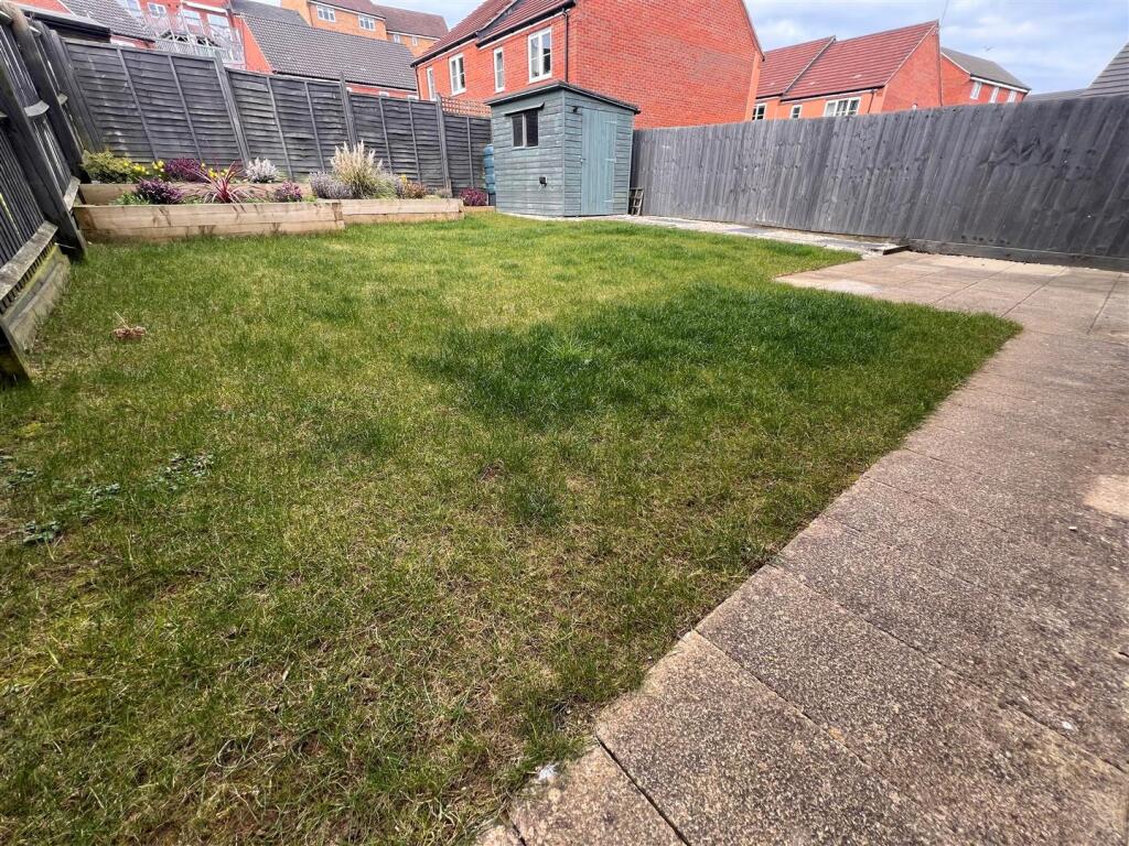 Garden b.jpg