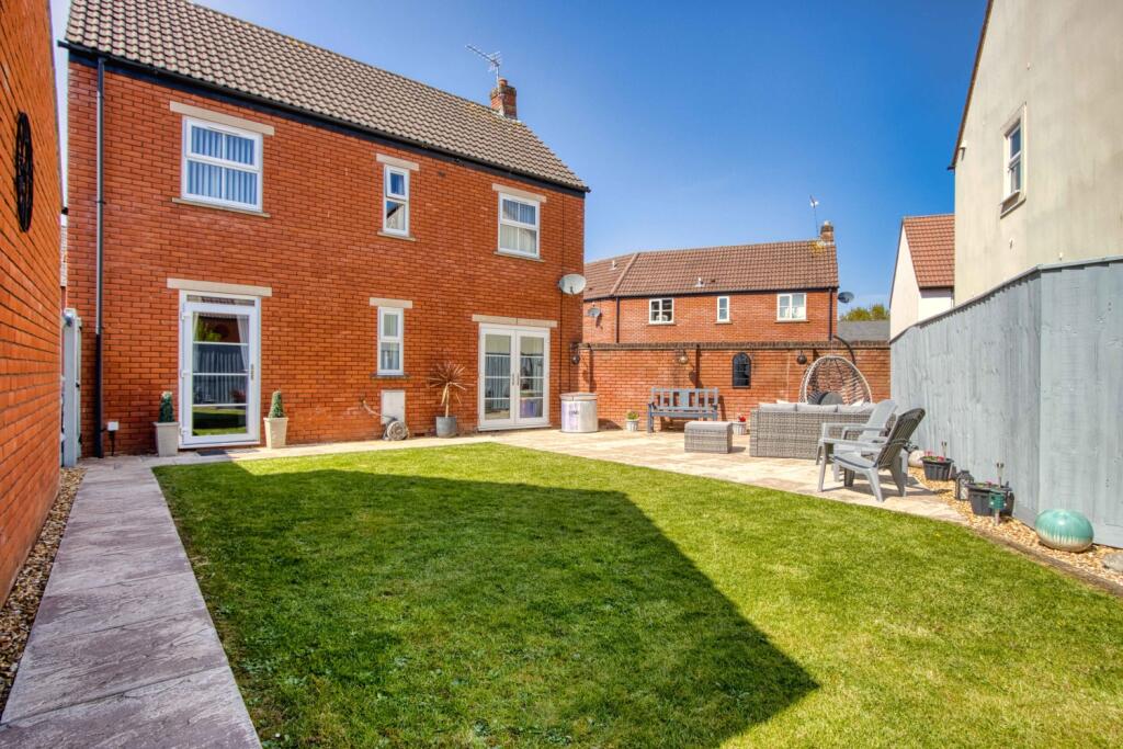 Ewemove Taunton - Venn Close (7)