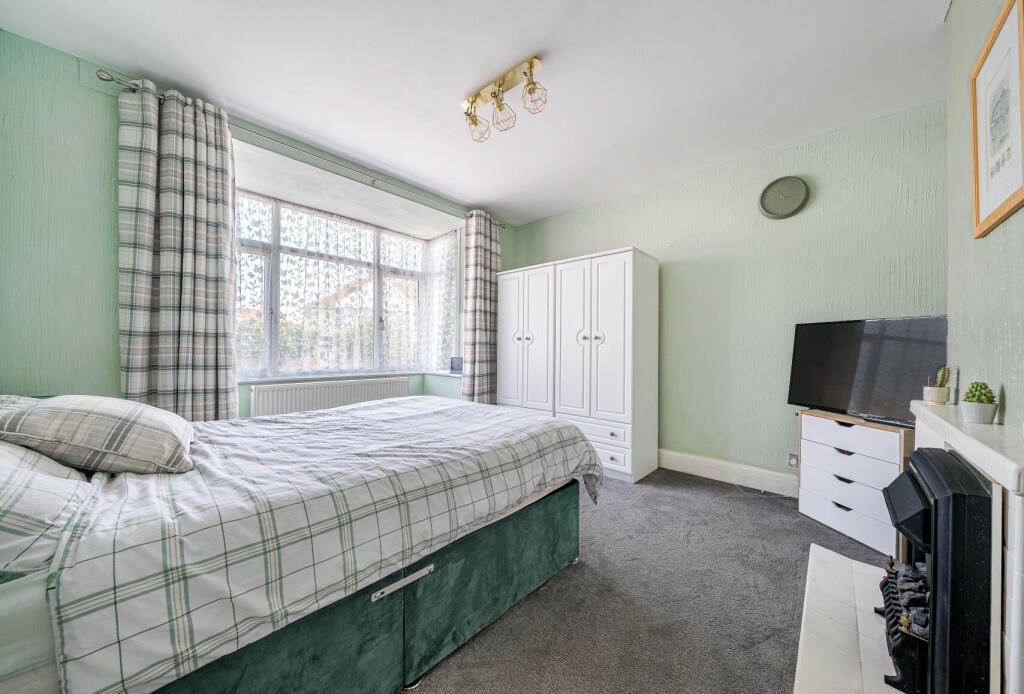 1313405-19-685406...