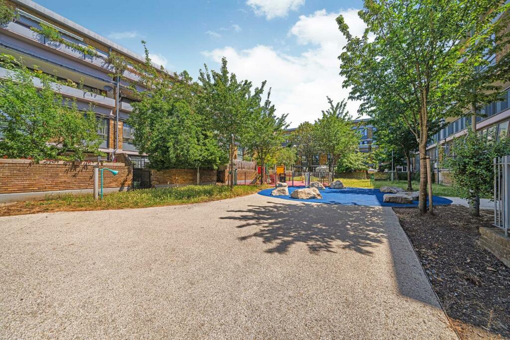 Communal grounds (2).JPG