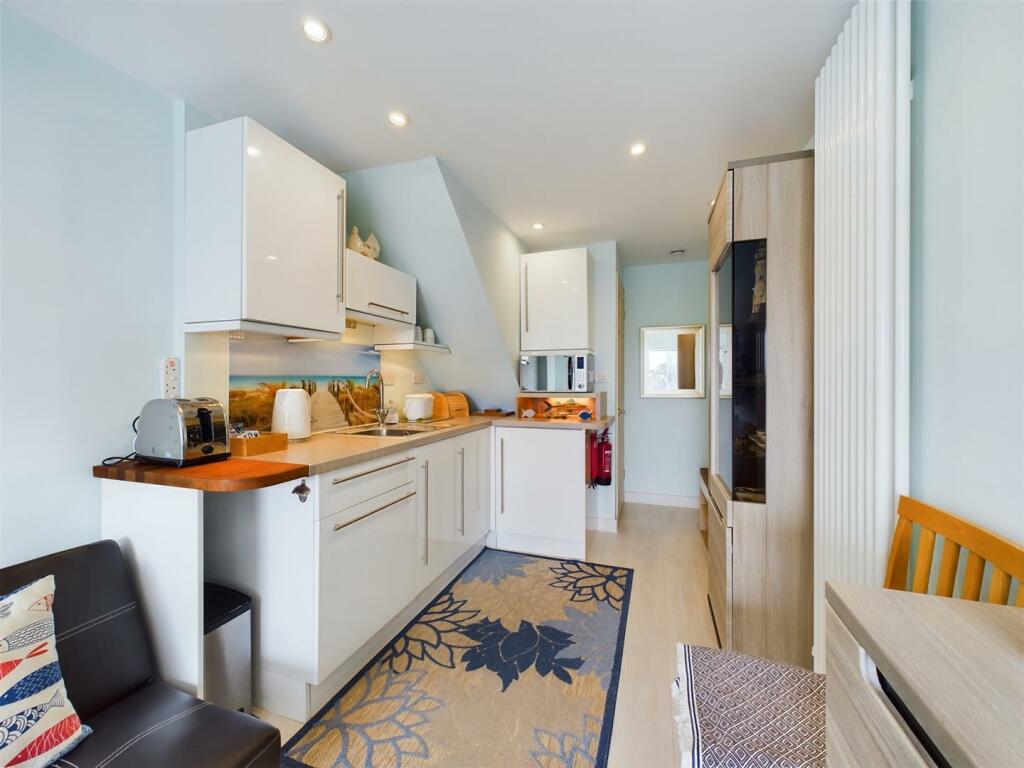 Annexe - 73 Pydar Close Kitchen Area