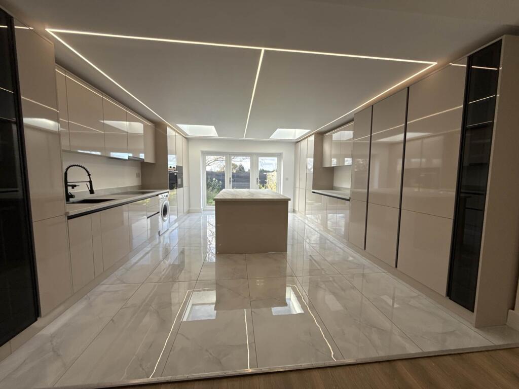 Bullhead Road, Borehamwood