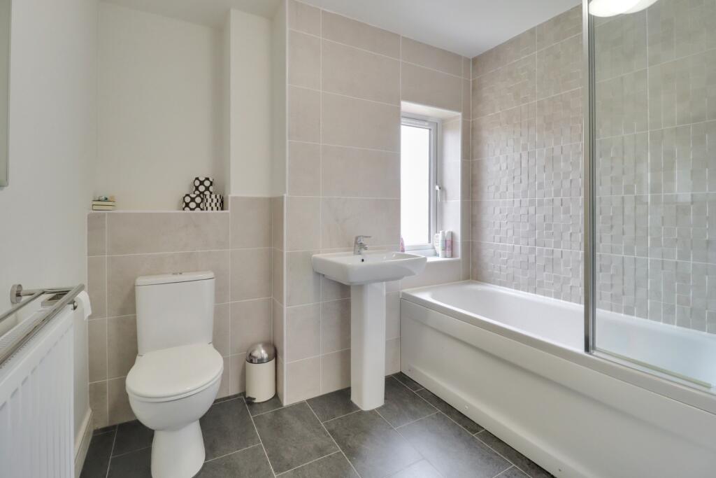 Family-Bathroom