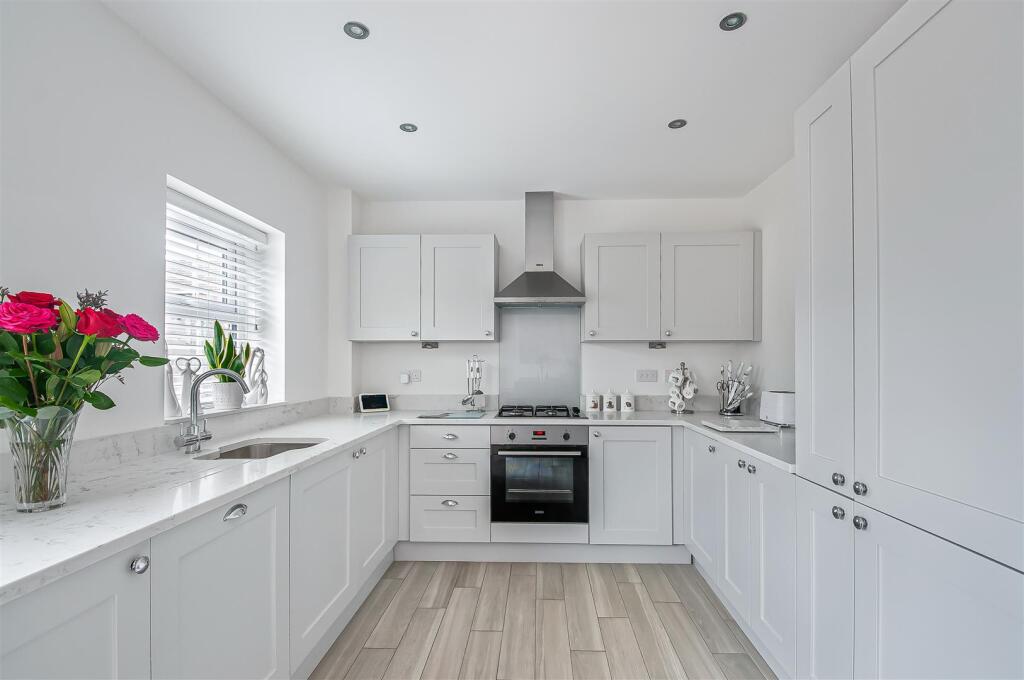 21 Harrison Croft-2.jpg