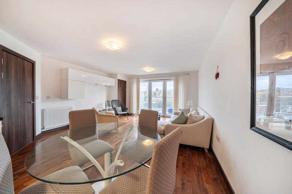 1384786-2-6925c4d...