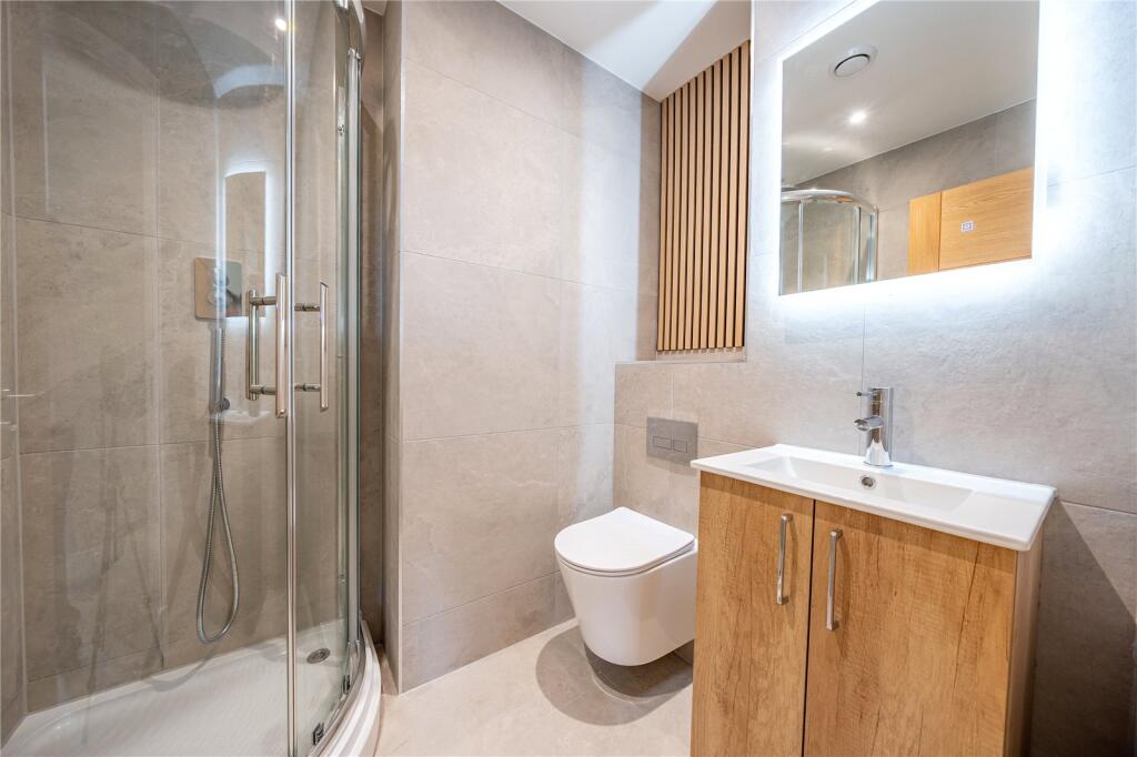 Bedroom Two En-Suite