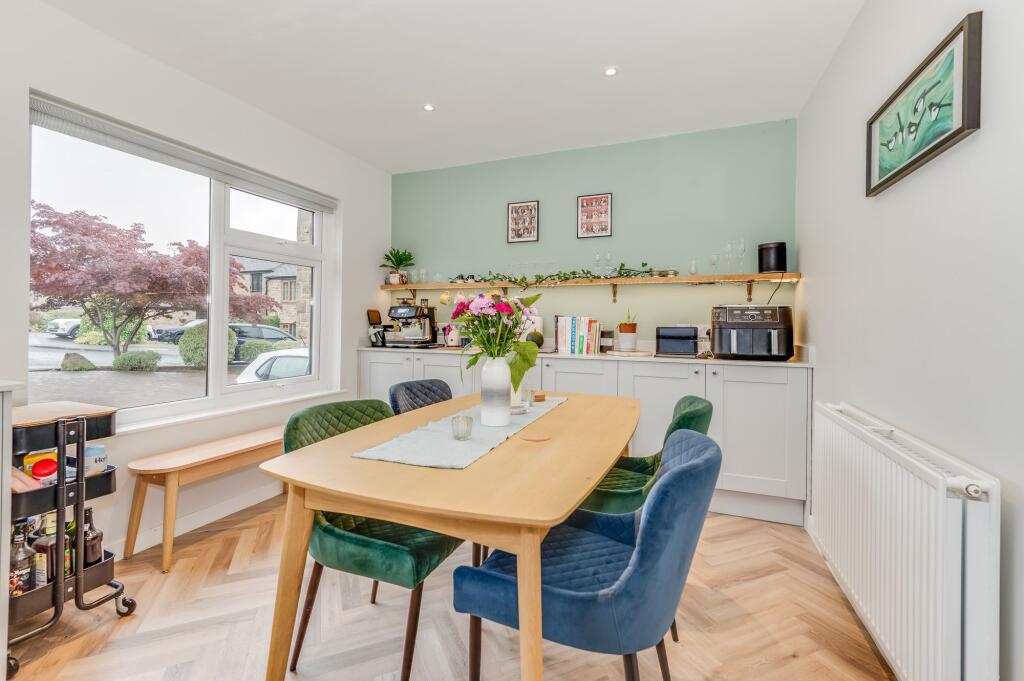 KITCHEN/DINER AND LOUNGE/SNUG