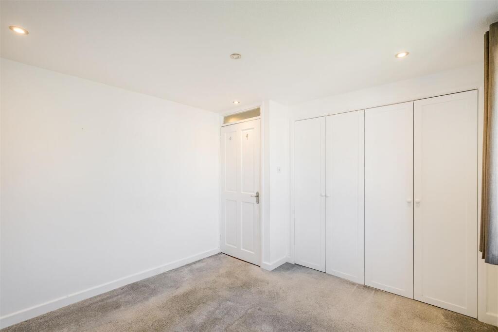 23 boleyn close-13.jpg