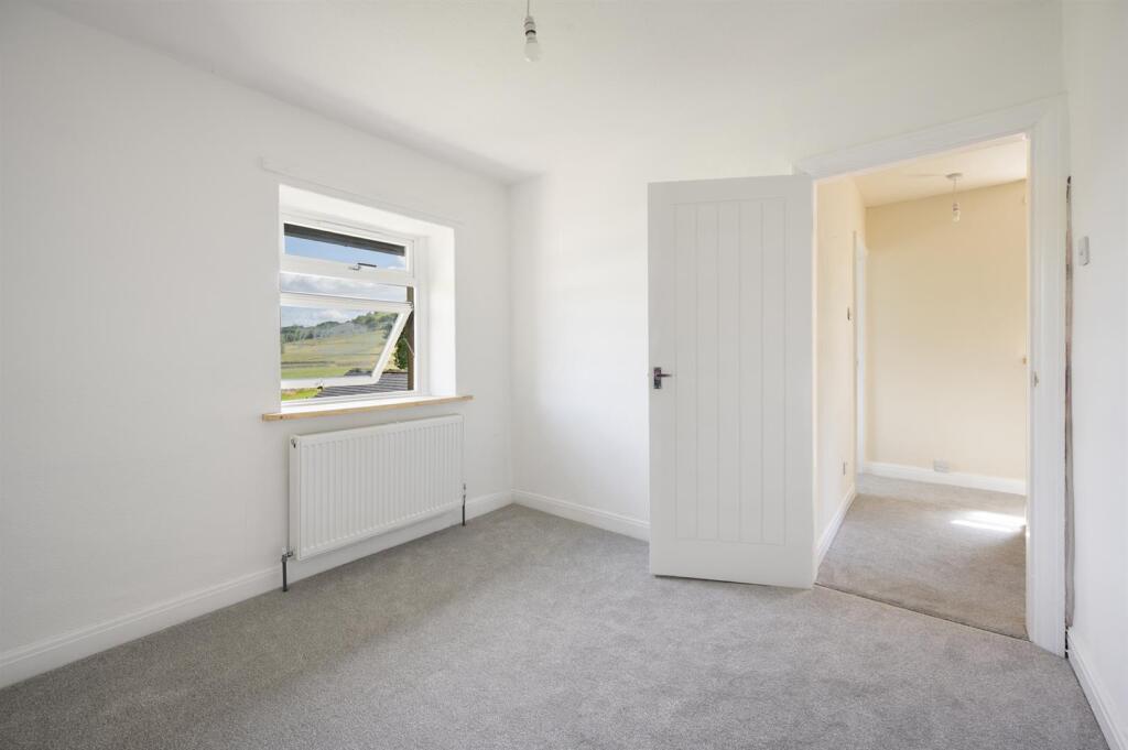 Saxton Mee 5 How Lane -0001.jpg