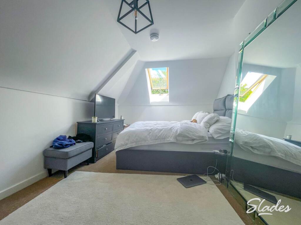 BEDROOM 2 (2)