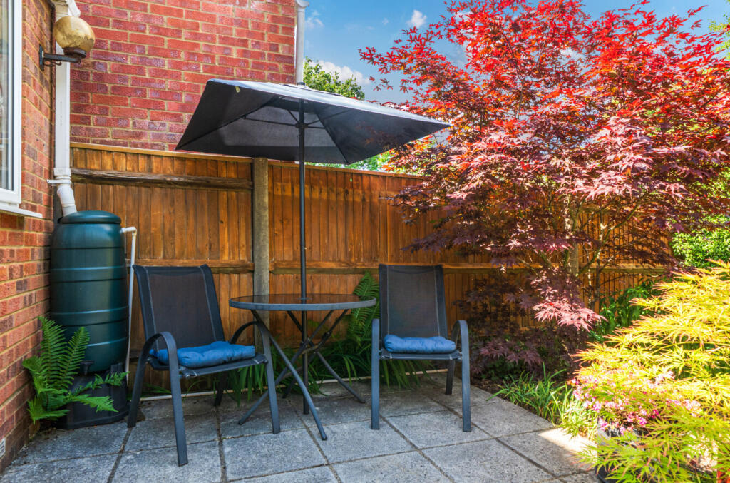 1-1304281-2-683dc...