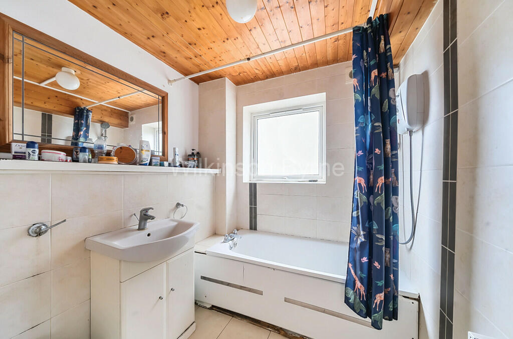 cc6dd9ac-17a3-4f0...