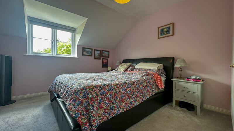 BEDROOOM