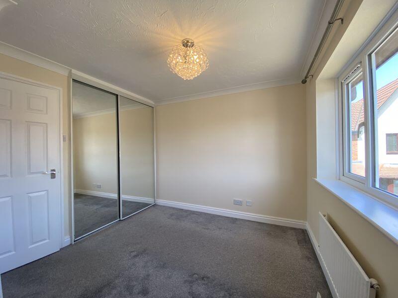 Bedroom 1a