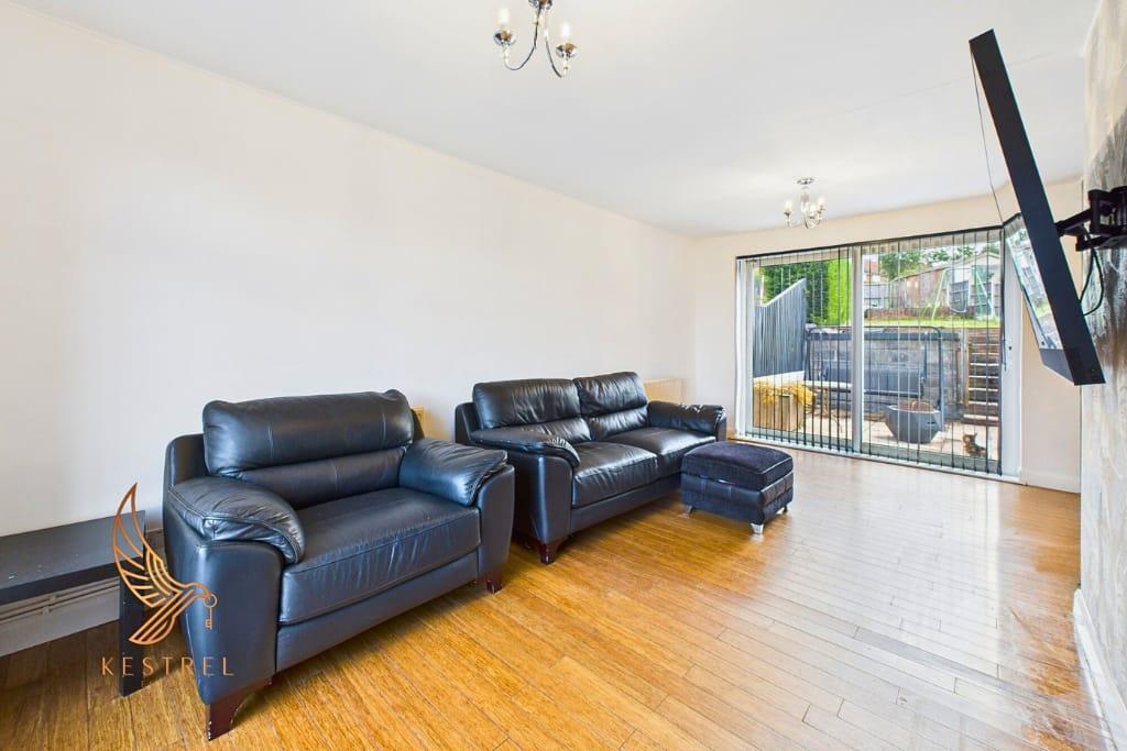 WhatsApp Image 2025-08-29 at 16.25.21 (2).jpeg