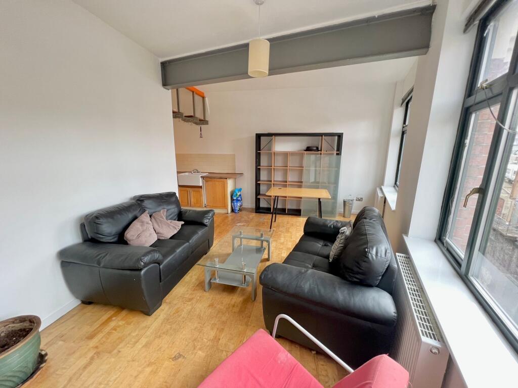 Living Room &amp; Kitchen Area