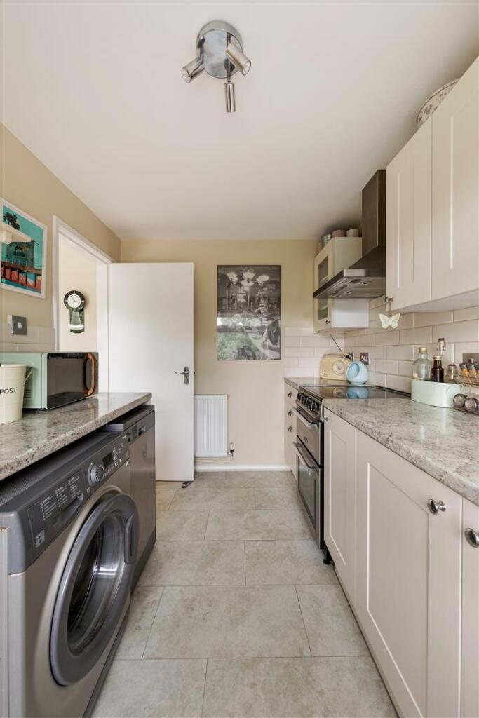 Chingford Avenue, E4