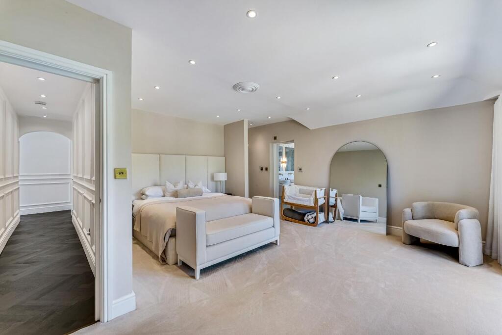 Principal Bedroom