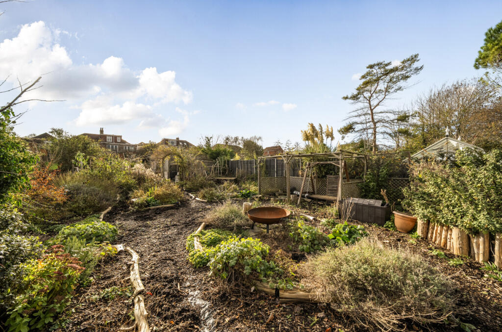 13829645691f160cc624b