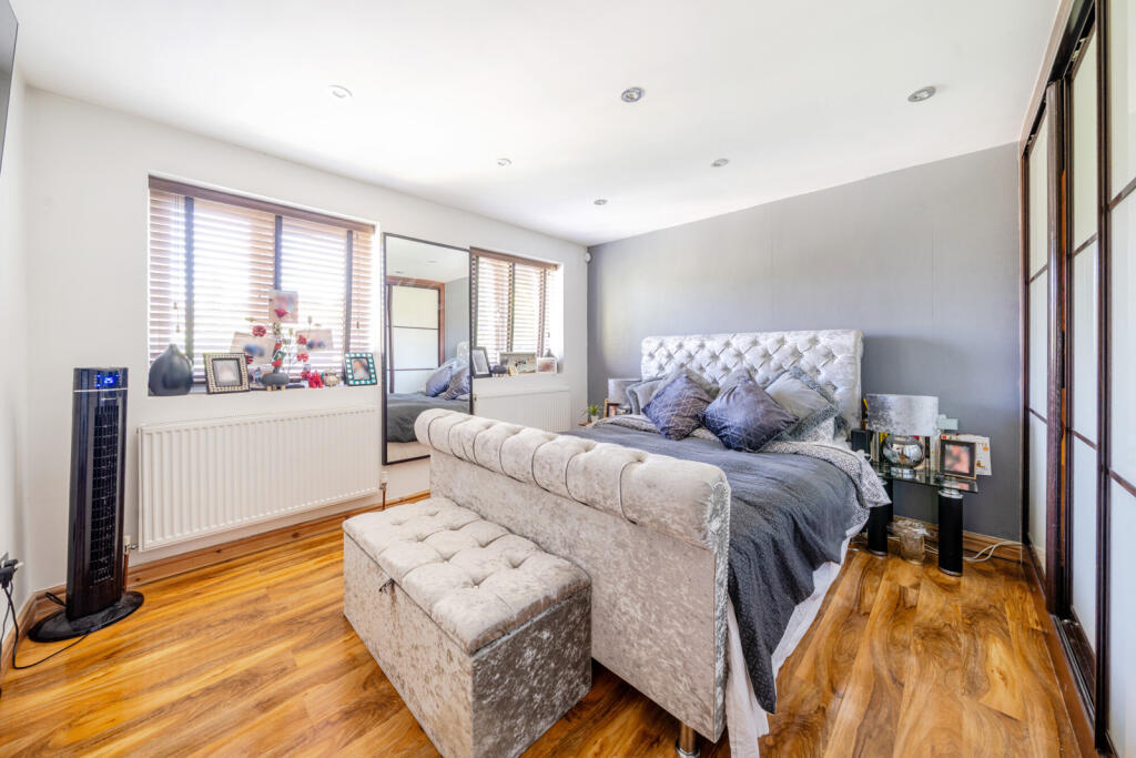 1310939-18-686273...