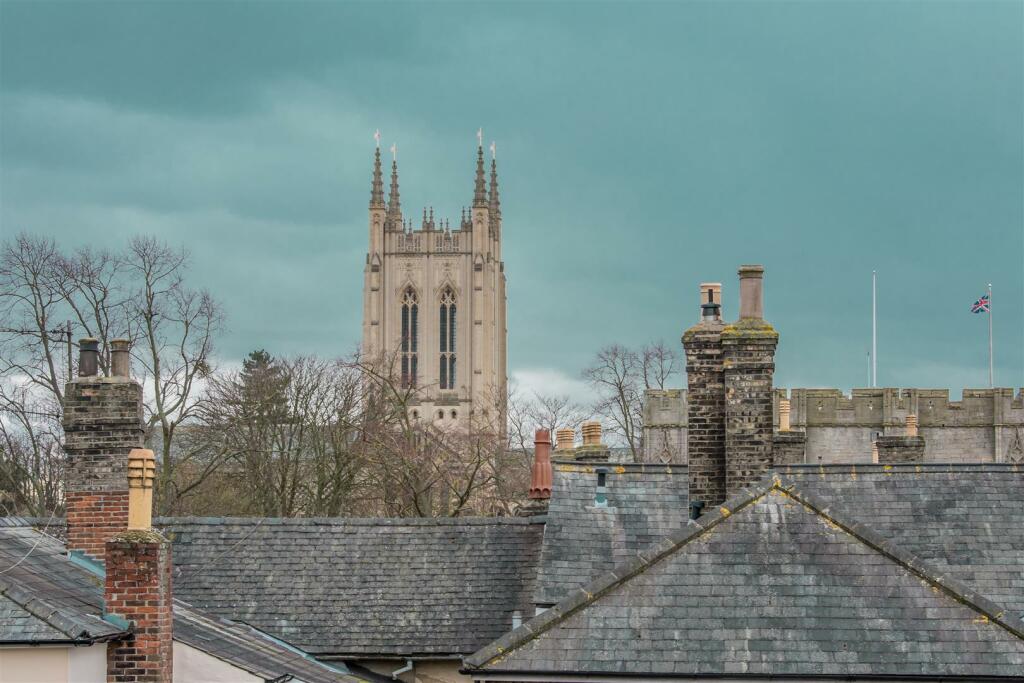Weaver House [Cathedral View].JPG