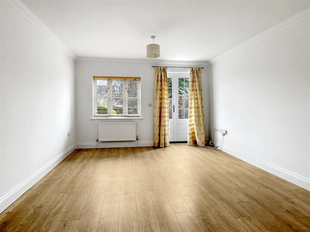 Living Dining Room (2)