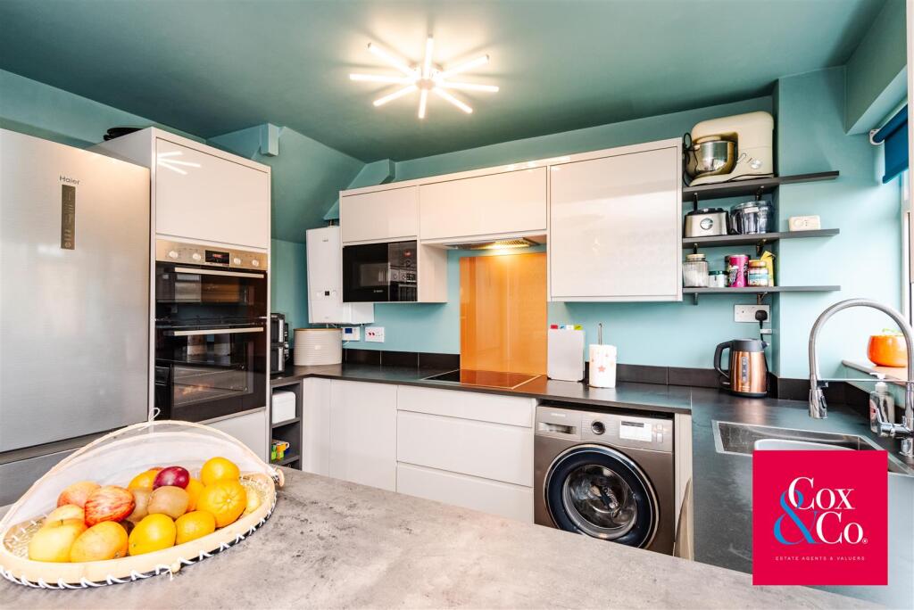 Bush Cottage Close, Portslade