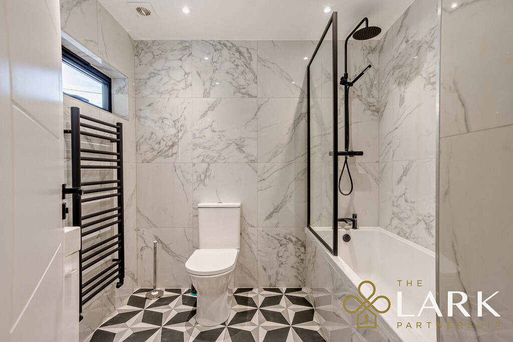 8670872-interiorW...