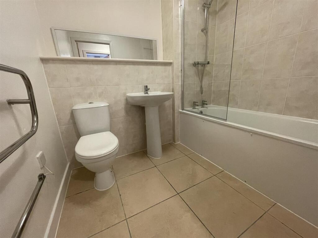 Bathroom.jpeg
