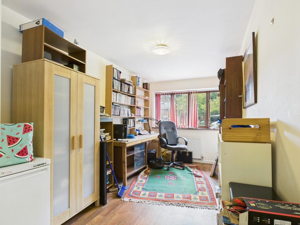 CAM03582G0-PR0140...