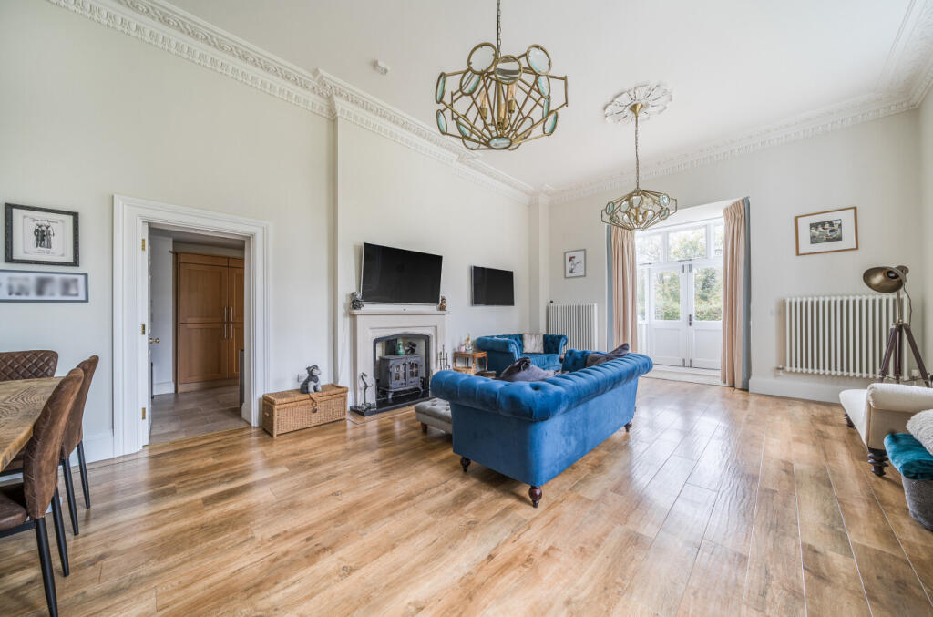 1381143-11-691363...