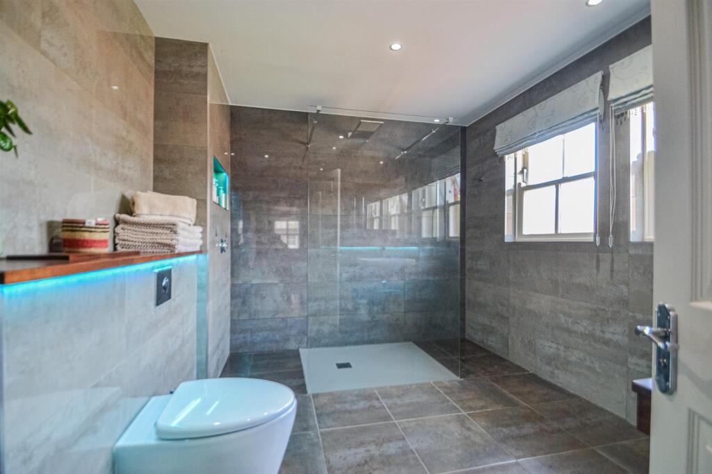En-Suite Wet Room