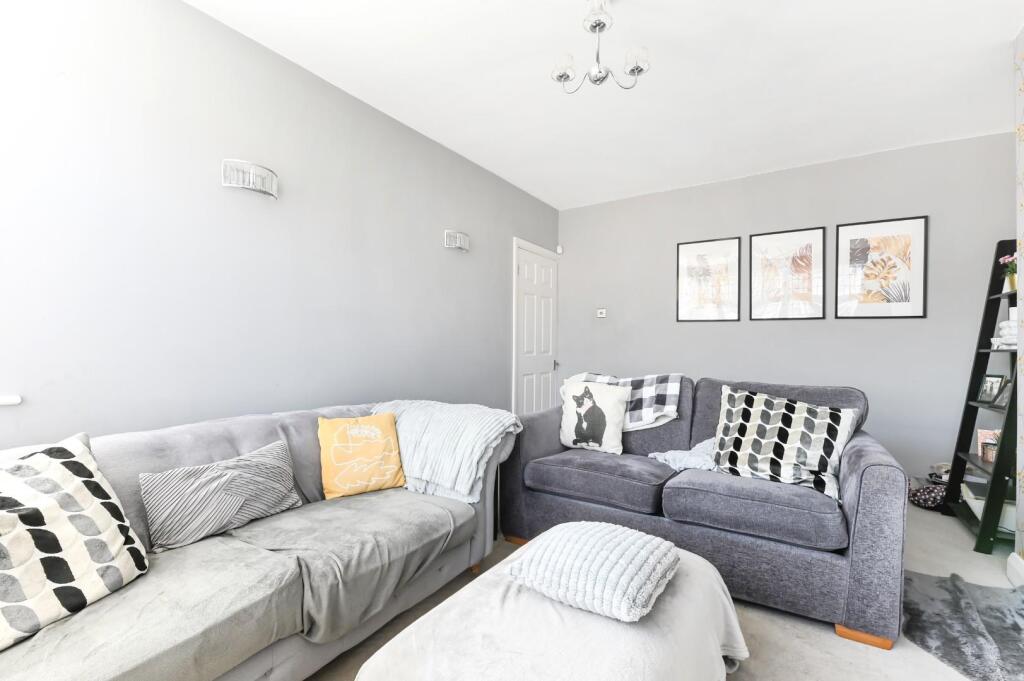 WAVERLEY ROAD (17).jpg