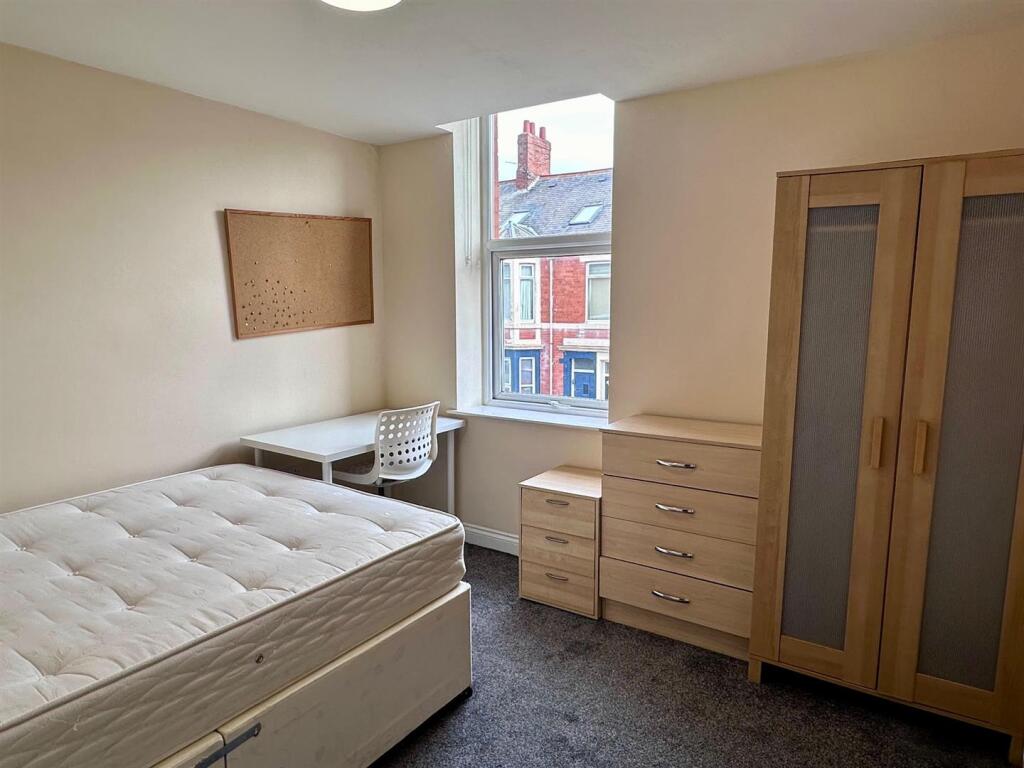 Bedrom Two.jpg