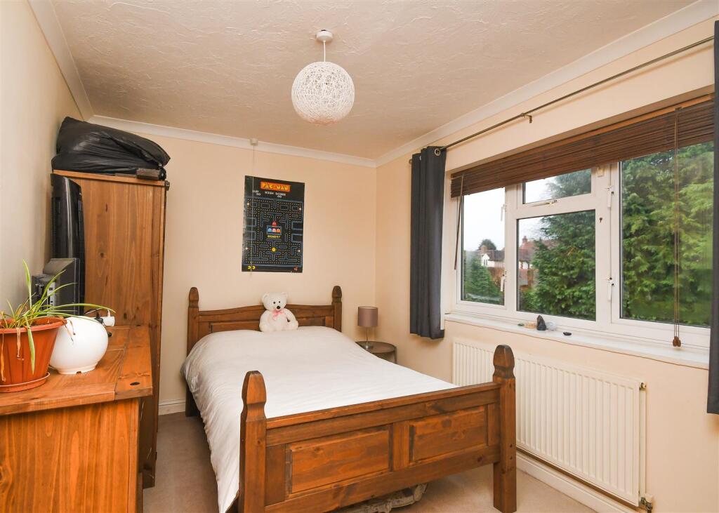 22 Hinckes Road - Bedroom 2.jpg