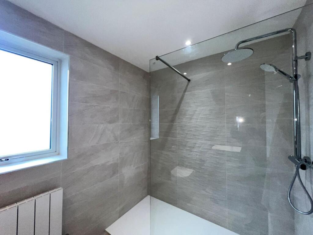 bathroom new.jpg