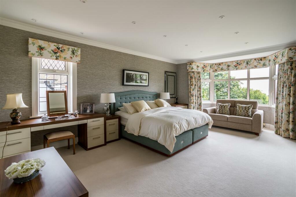 7 Dyke Close-78.jpg
