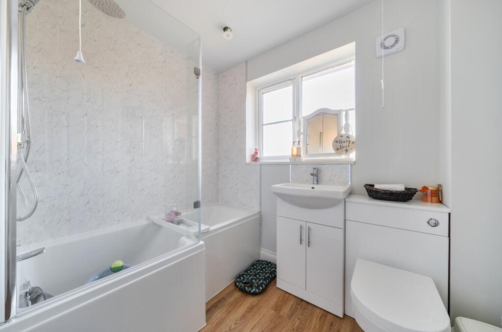 1376091-18-6915e9e55c772