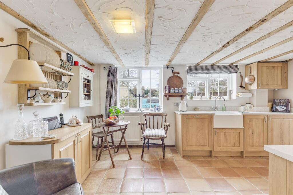 Thorncote Road 4-24.jpg