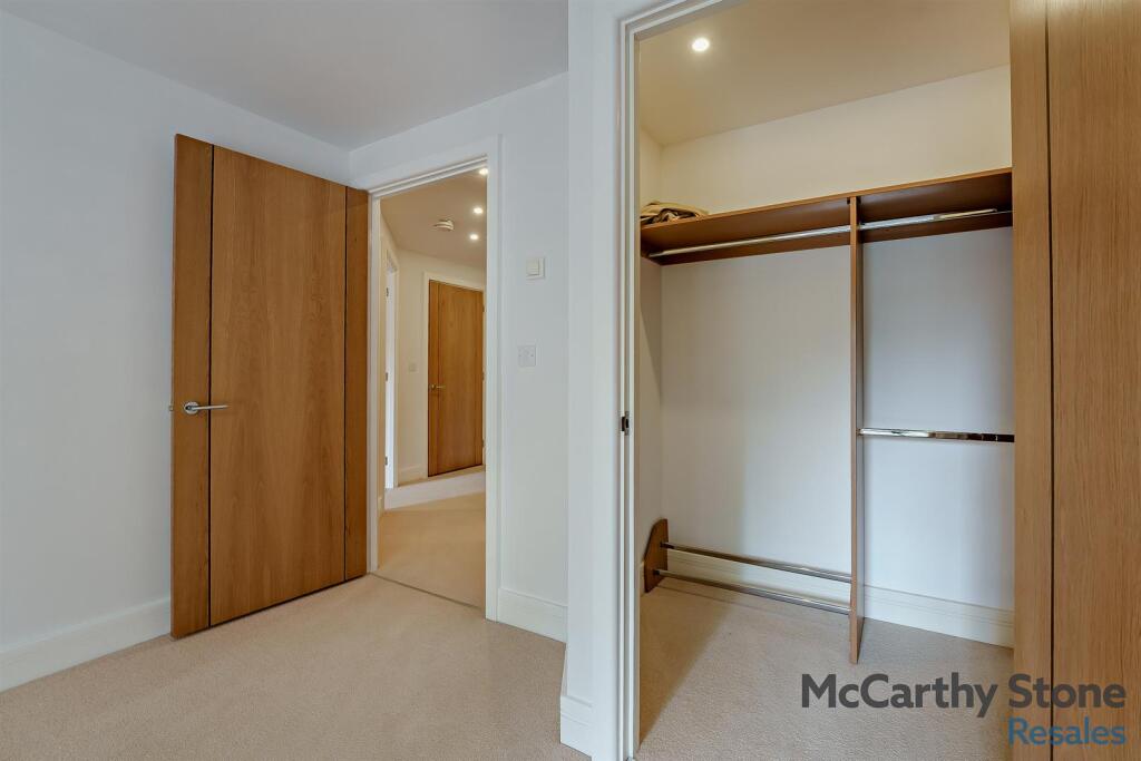 8662377-interior14-800.jpg