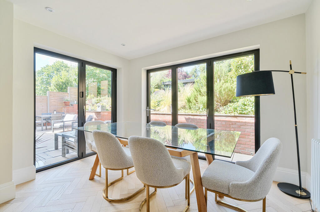 1316626-26-686cf9...