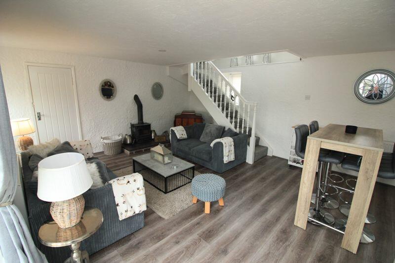 Annexe Lounge/diner/kitchen