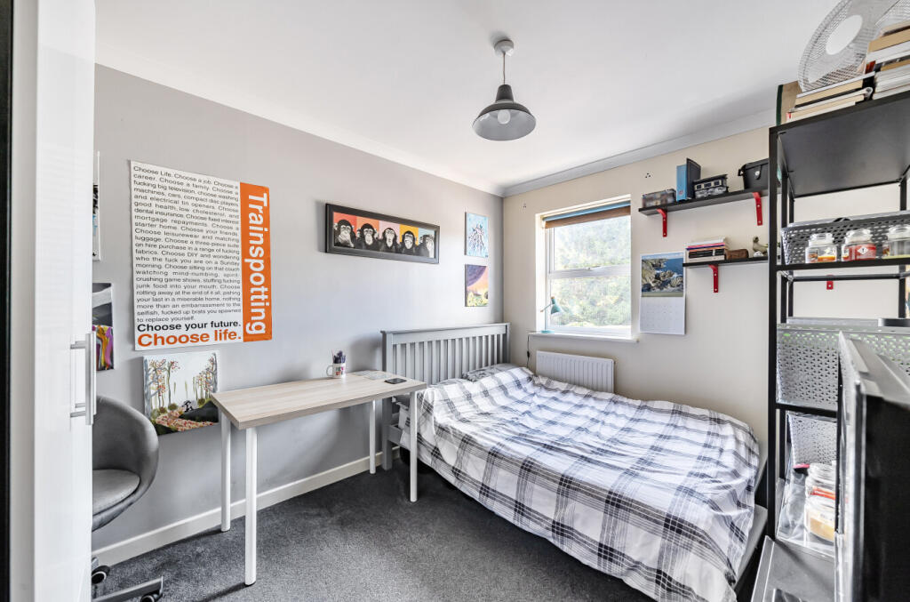 1324710-12-686fb0...