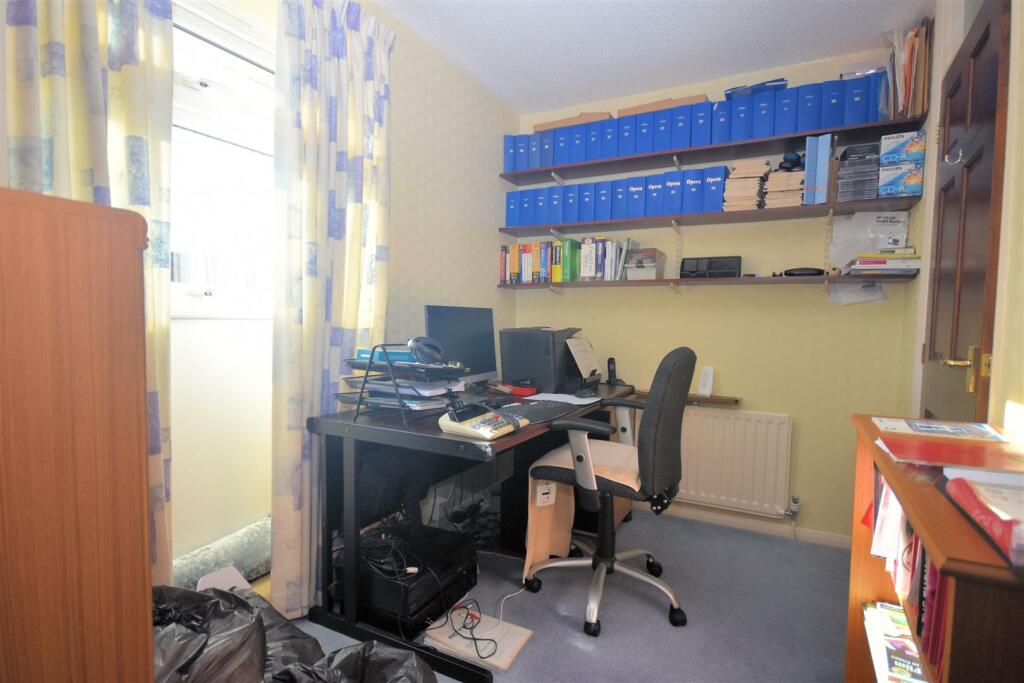Bedroom 3.jpg