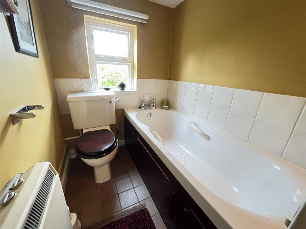 Bathroom off