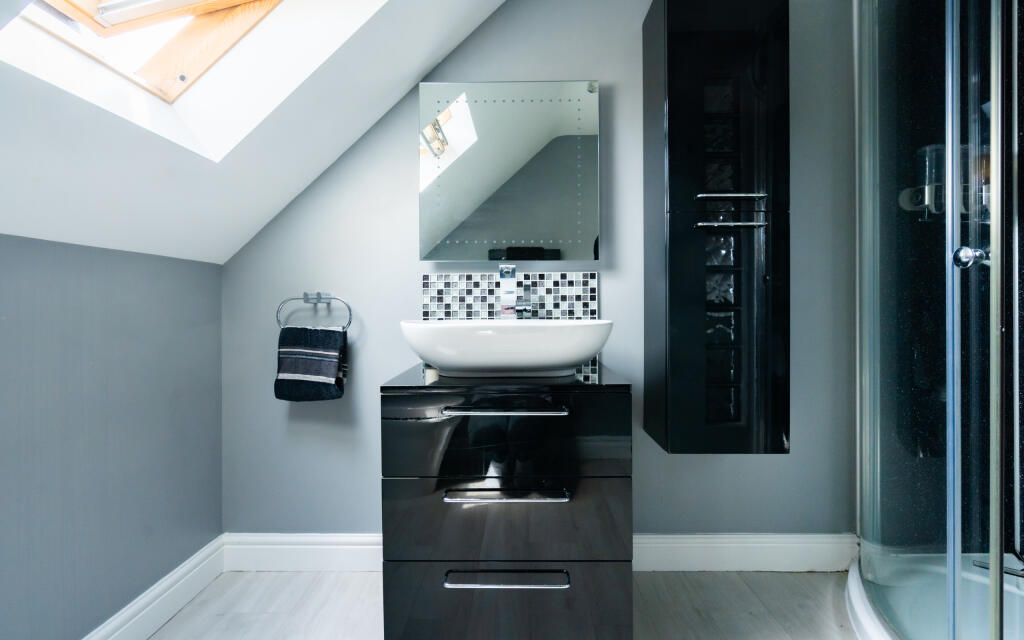 En-Suite Shower Room