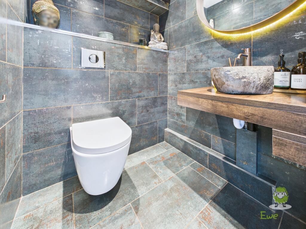 CAM01543G0-PR0141-STILL006