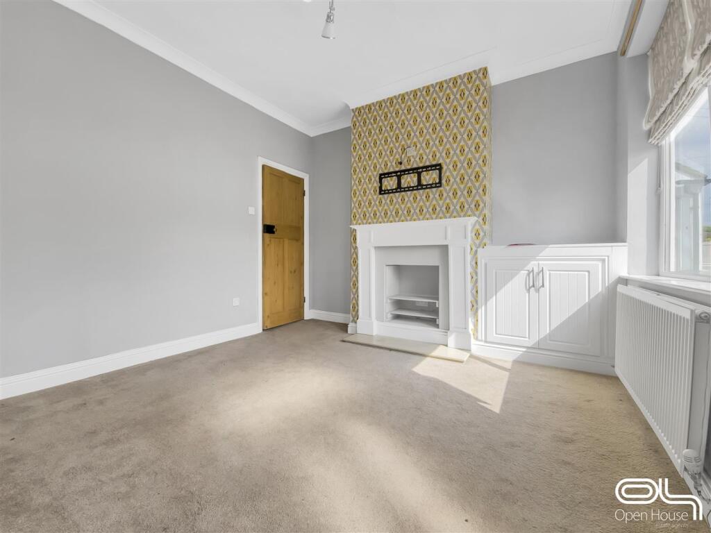 Hawfield Lane, Winshill, Burton on Trent (2).jpg